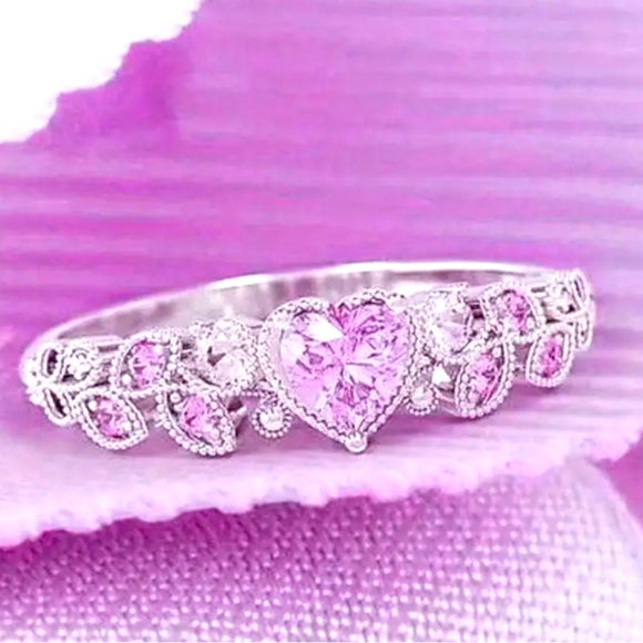 Jewelry - New - Silver/Pink Tourmaline - Beautifully Crafted Ring  - Size 7